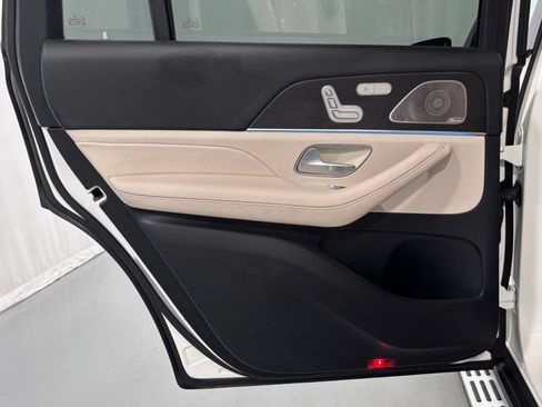 Certified 2023 Mercedes-Benz GLS 450 4MATIC image 23