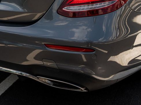 Used 2017 Mercedes-Benz E 300 image 16
