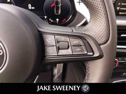 New 2026 Alfa Romeo Stelvio Sprint image 16