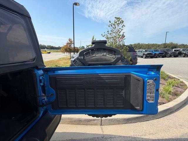 Certified 2023 Jeep Wrangler Sport AWD/4WD image 40