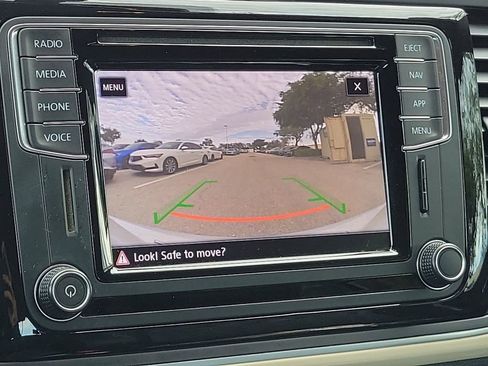 Used 2019 Volkswagen Beetle 2.0T Final Edition SEL image 27