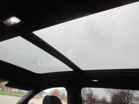 New 2026 GMC Acadia AT4 image 16