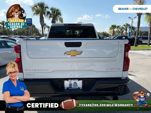 Used 2024 Chevrolet Silverado 2500 Custom w/ Custom Value Package AWD/4WD image 6