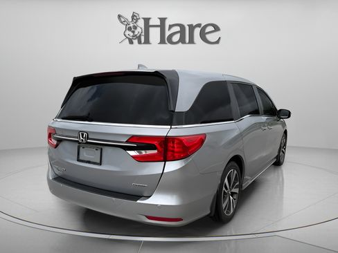 Certified 2024 Honda Odyssey Touring image 5