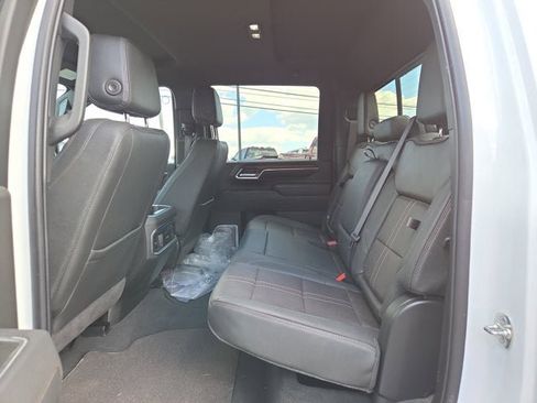 Used 2025 Chevrolet Silverado 3500 High Country w/ Technology Package AWD/4WD image 13