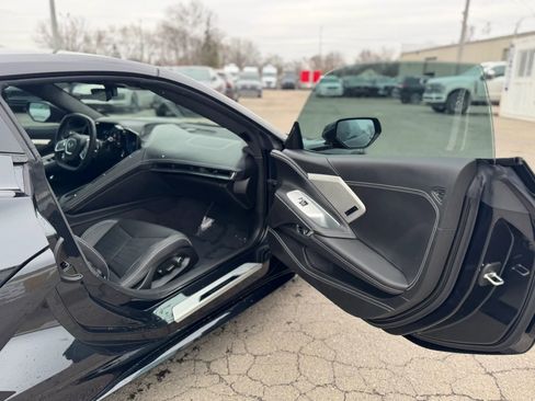 Used 2024 Chevrolet Corvette Stingray Premium Cpe w/ 3LT image 18