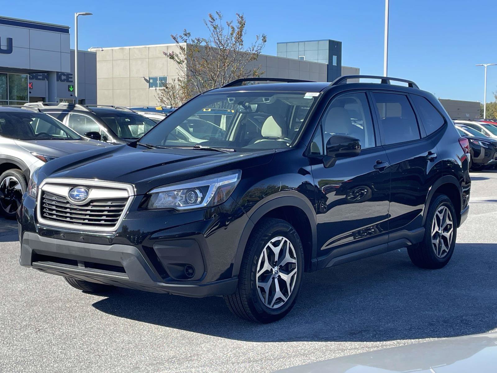 Used 2019 Subaru Forester Premium AWD/4WD image 27