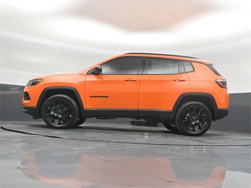 New 2026 Jeep Compass Latitude image 42