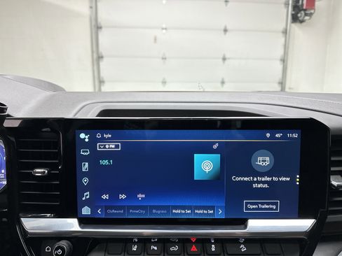 Used 2024 Chevrolet Silverado 3500 High Country w/ High Country Premium Package image 38