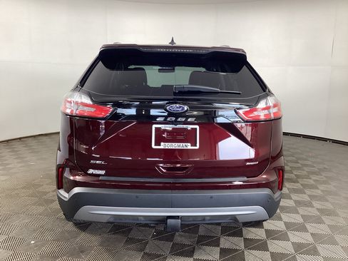 Used 2024 Ford Edge SEL w/ Convenience Package AWD/4WD image 3