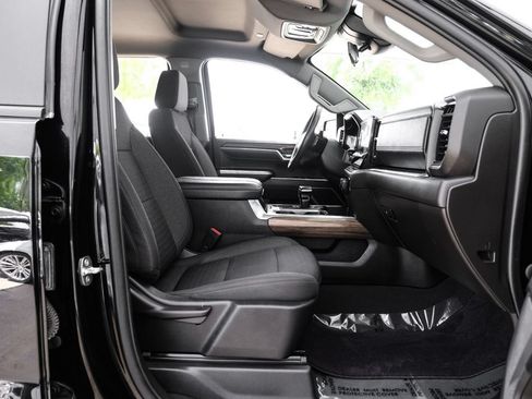 Used 2023 Chevrolet Silverado 1500 RST w/ Redline Edition AWD/4WD image 35
