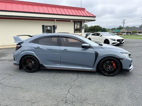 Used 2019 Honda Civic Type R image 4
