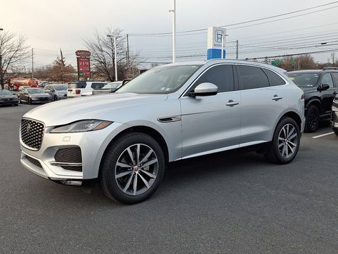 Used 2022 Jaguar F-PACE S image 3