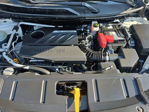 Used 2024 Nissan Rogue SV image 23