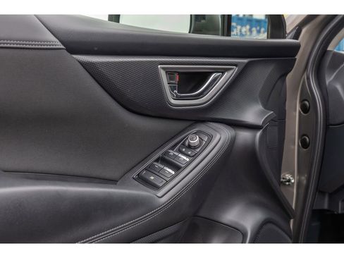 Used 2019 Subaru Forester Premium image 19