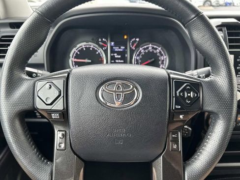 Used 2024 Toyota 4Runner TRD Off-Road AWD/4WD image 28