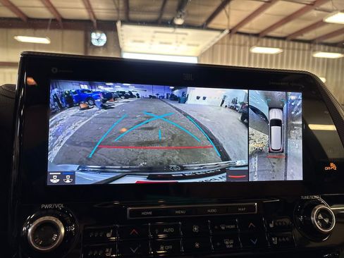 Used 2022 Toyota Highlander Platinum image 23