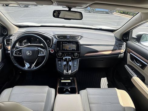 Used 2020 Honda CR-V Touring image 18