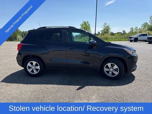 Used 2021 Chevrolet Trax LT w/ Driver Confidence Package FWD image 7