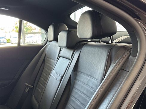 Used 2024 Mercedes-Benz C 300 Sedan image 6
