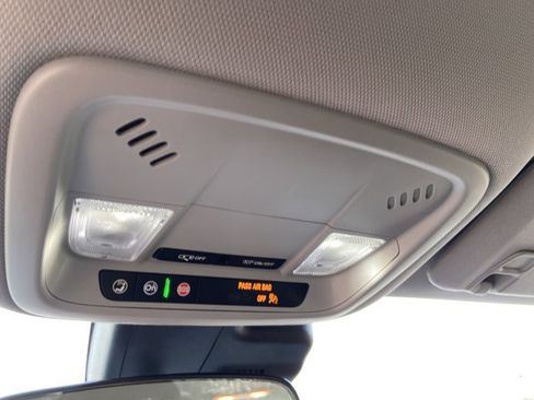 Used 2024 Chevrolet Malibu LT image 42