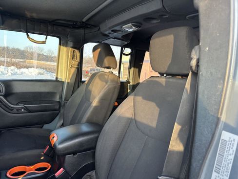 Used 2015 Jeep Wrangler Unlimited Sport w/ Quick Order Package 24S image 21