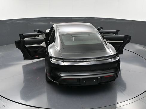 New 2026 Porsche Taycan Turbo image 39