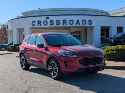 Certified 2022 Ford Escape SE w/ SE Sport Appearance Package