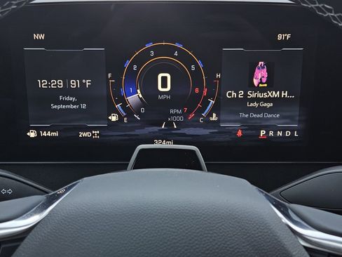 New 2026 Chevrolet Traverse Z71 w/ Driver Confidence Package image 12