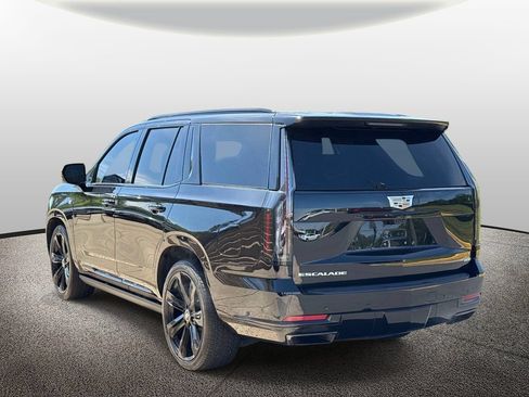 Used 2025 Cadillac Escalade Sport Platinum AWD/4WD image 2