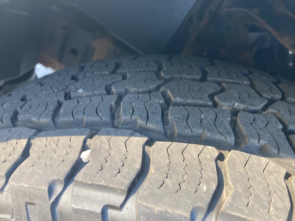 Used 2019 Nissan Frontier SL AWD/4WD image 36
