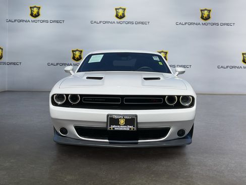 Used 2016 Dodge Challenger R/T Scat Pack w/ Leather Interior Group RWD image 2