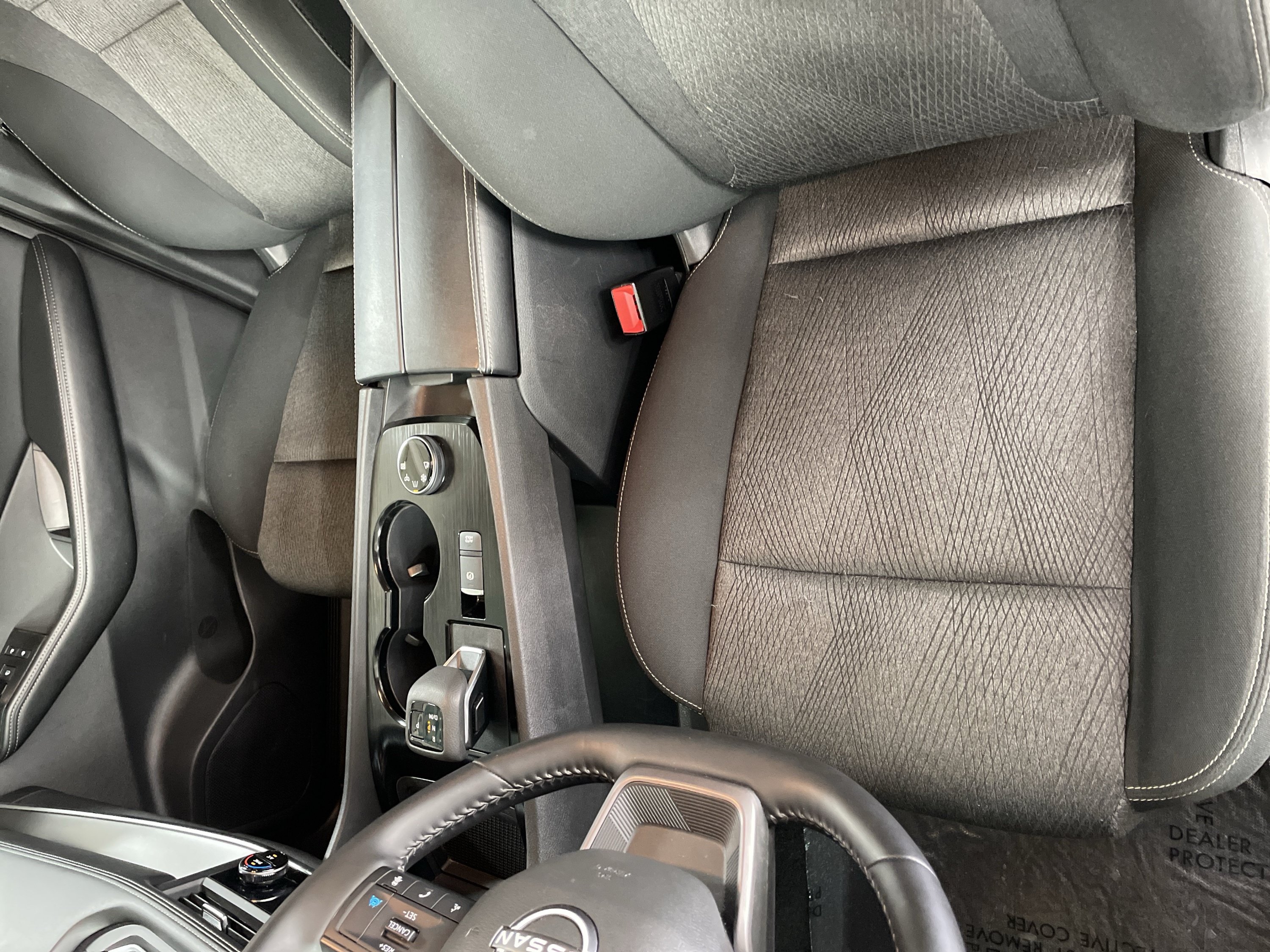 Used 2026 Nissan Rogue SV AWD/4WD image 14