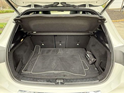 Used 2025 Mercedes-Benz GLA 250 4MATIC image 8