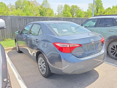 Used 2017 Toyota Corolla LE w/ Carpet Mat Package (TMS) image 5