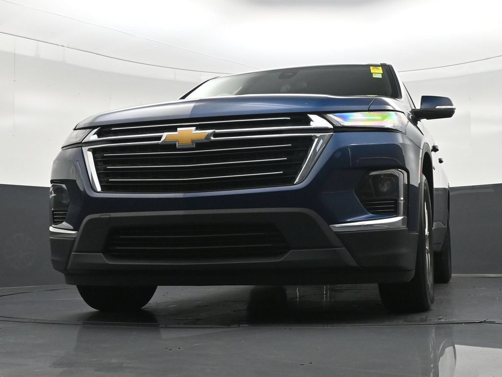 Used 2023 Chevrolet Traverse LT FWD image 31