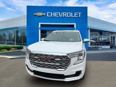 Certified 2023 GMC Terrain Denali w/ Denali Premium Package image 4