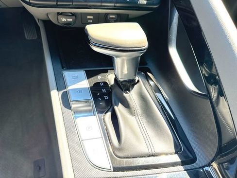 Used 2021 Hyundai Elantra SEL w/ Convenience Package FWD image 15