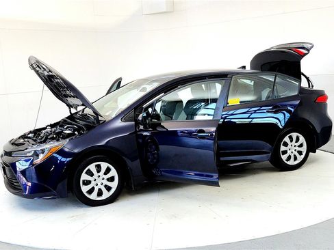 Certified 2024 Toyota Corolla LE image 10