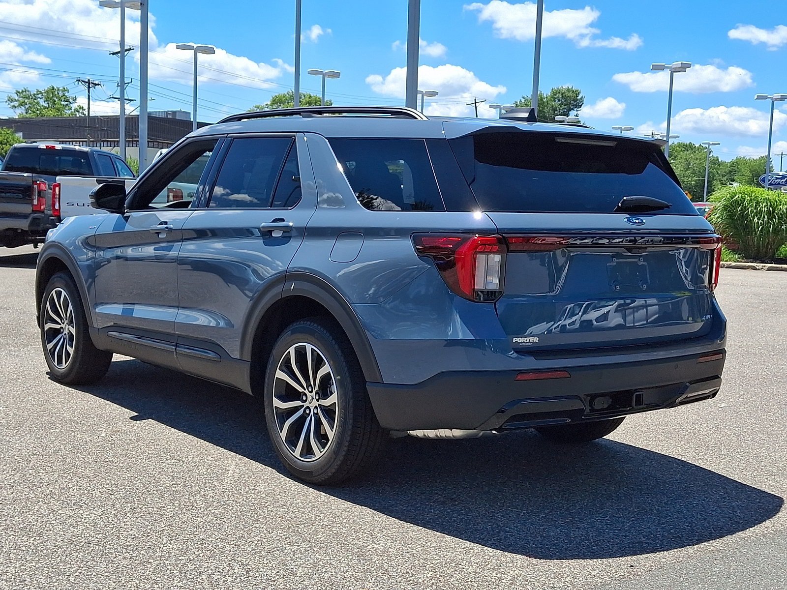 New 2026 Ford Explorer ST-Line AWD/4WD image 4