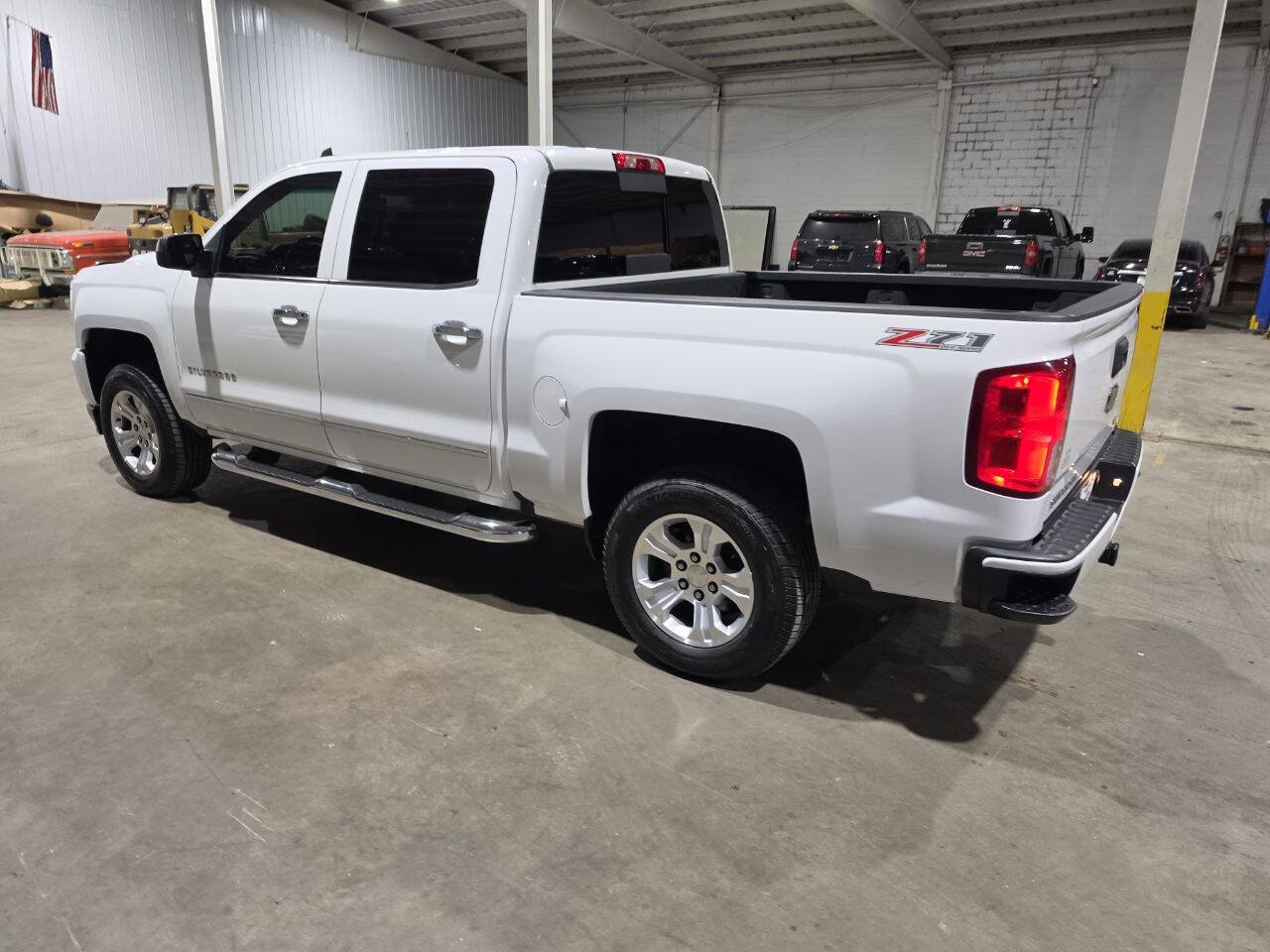 Used 2017 Chevrolet Silverado 1500 LTZ Z71 AWD/4WD image 9