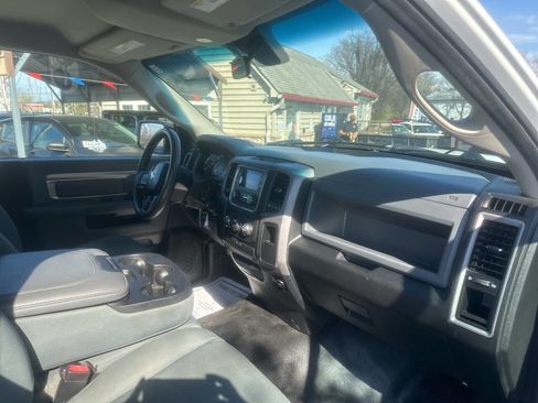 Used 2016 RAM 1500 Tradesman w/ Power & Remote Entry Group RWD image 11