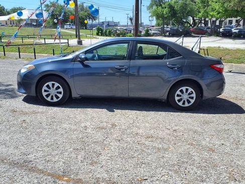 Used 2014 Toyota Corolla L FWD image 4