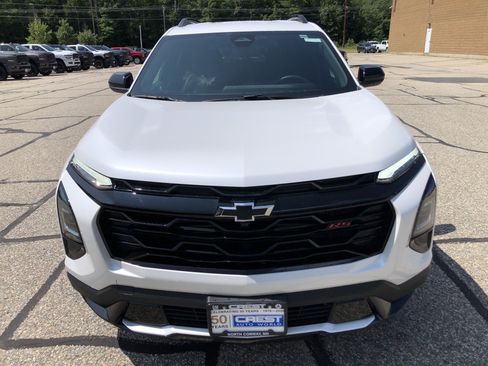Used 2025 Chevrolet Equinox RS AWD/4WD image 8
