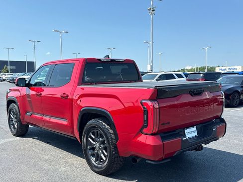 Used 2022 Toyota Tundra Platinum w/ Advanced Package AWD/4WD image 5