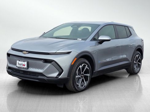 New 2026 Chevrolet Equinox EV LT image 3