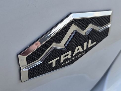 New 2025 Mitsubishi Outlander Trail Edition image 7