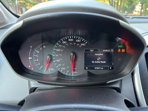 Used 2017 Chevrolet Sonic Premier image 20