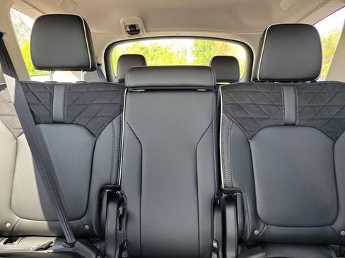 New 2026 Honda Pilot Elite image 21
