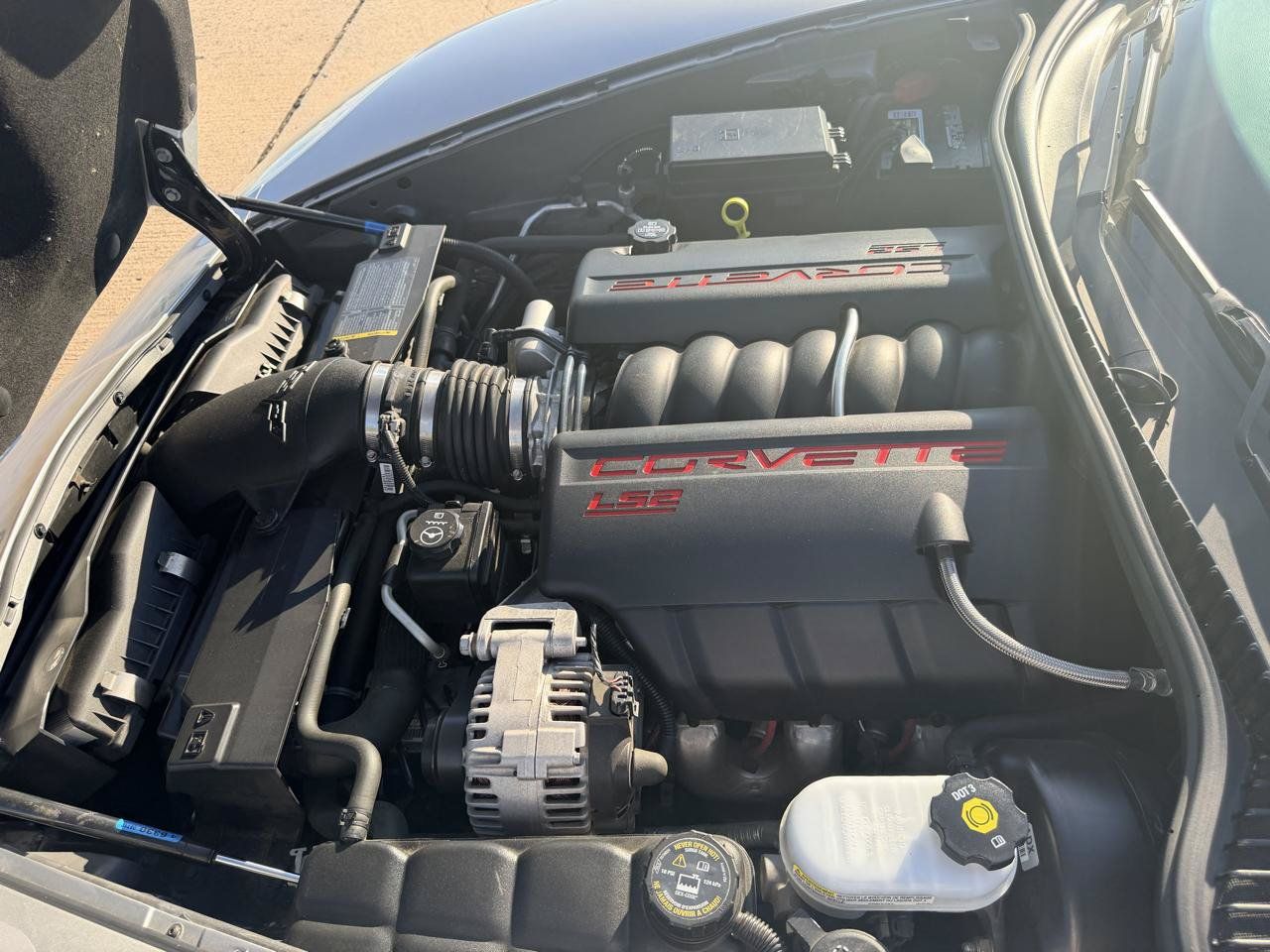 Used 2005 Chevrolet Corvette Convertible w/ Preferred Equipment Group RWD image 25
